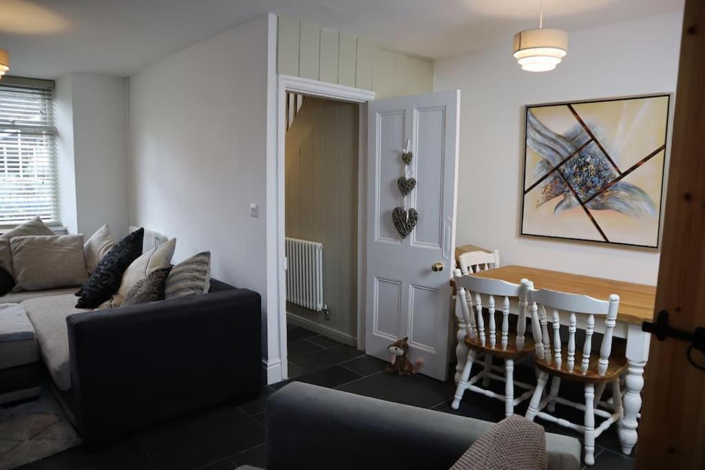 Dol Bach - Your Homely Welsh Cottage In The Heart Of Snowdonia Blaenau Ffestiniog Exterior foto